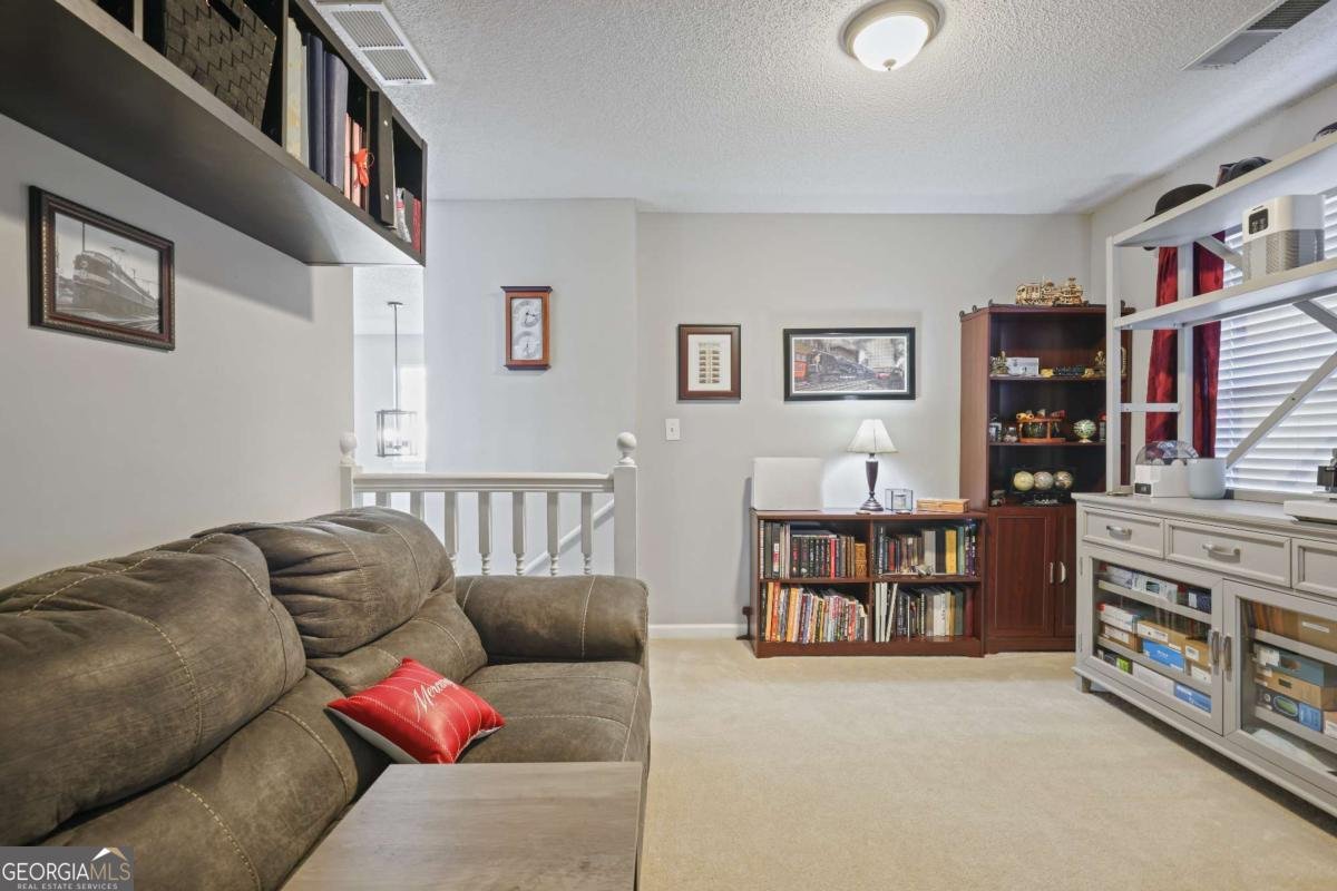 102 Silverleaf Lane Dallas - 25