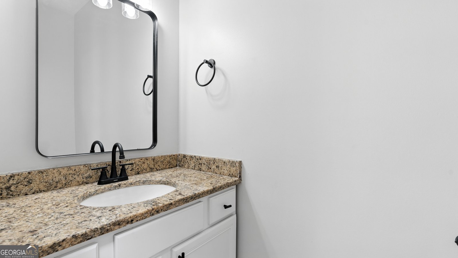 818 Pond View Court Sugar Hill - 11