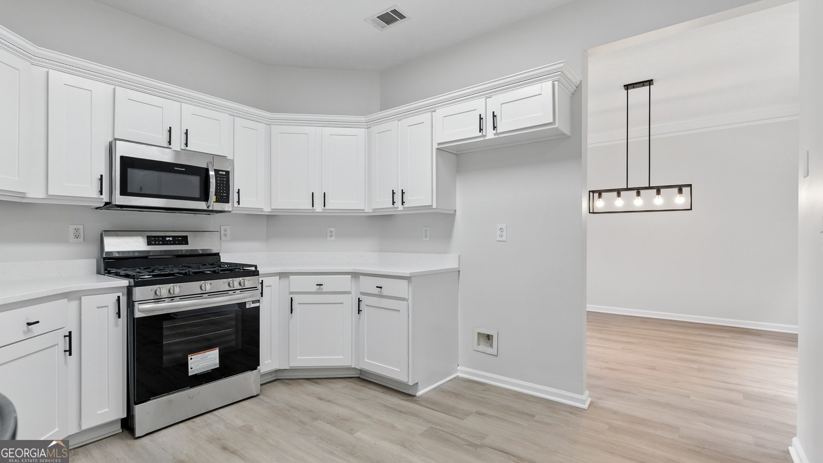 818 Pond View Court Sugar Hill - 4