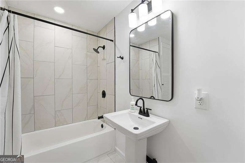 6219 Holly Ann Street Acworth - 23