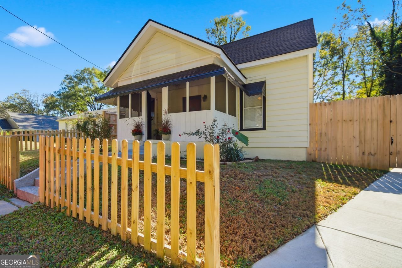 26 WALKER Street Cartersville - 1