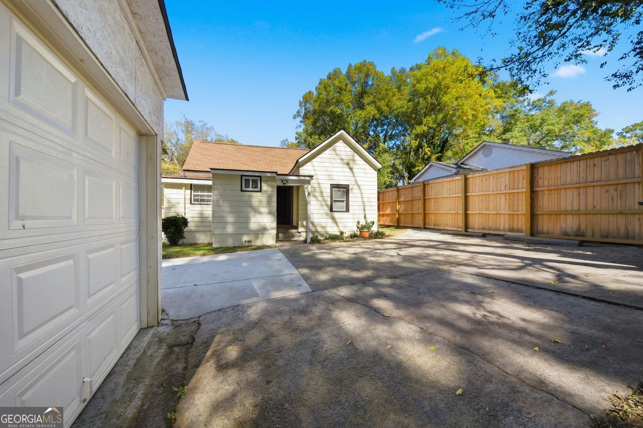 26 WALKER Street Cartersville - 17