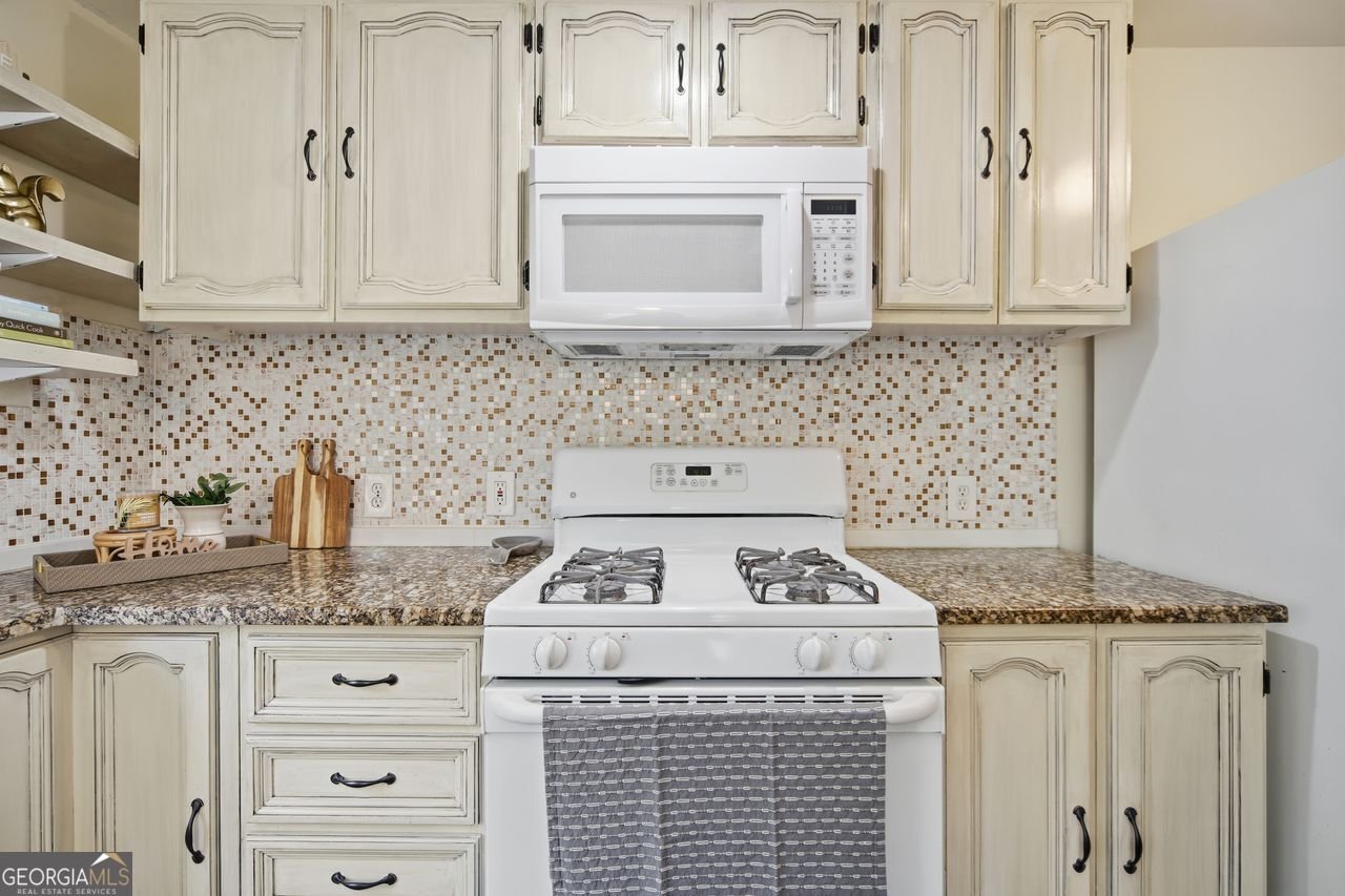 26 WALKER Street Cartersville - 28