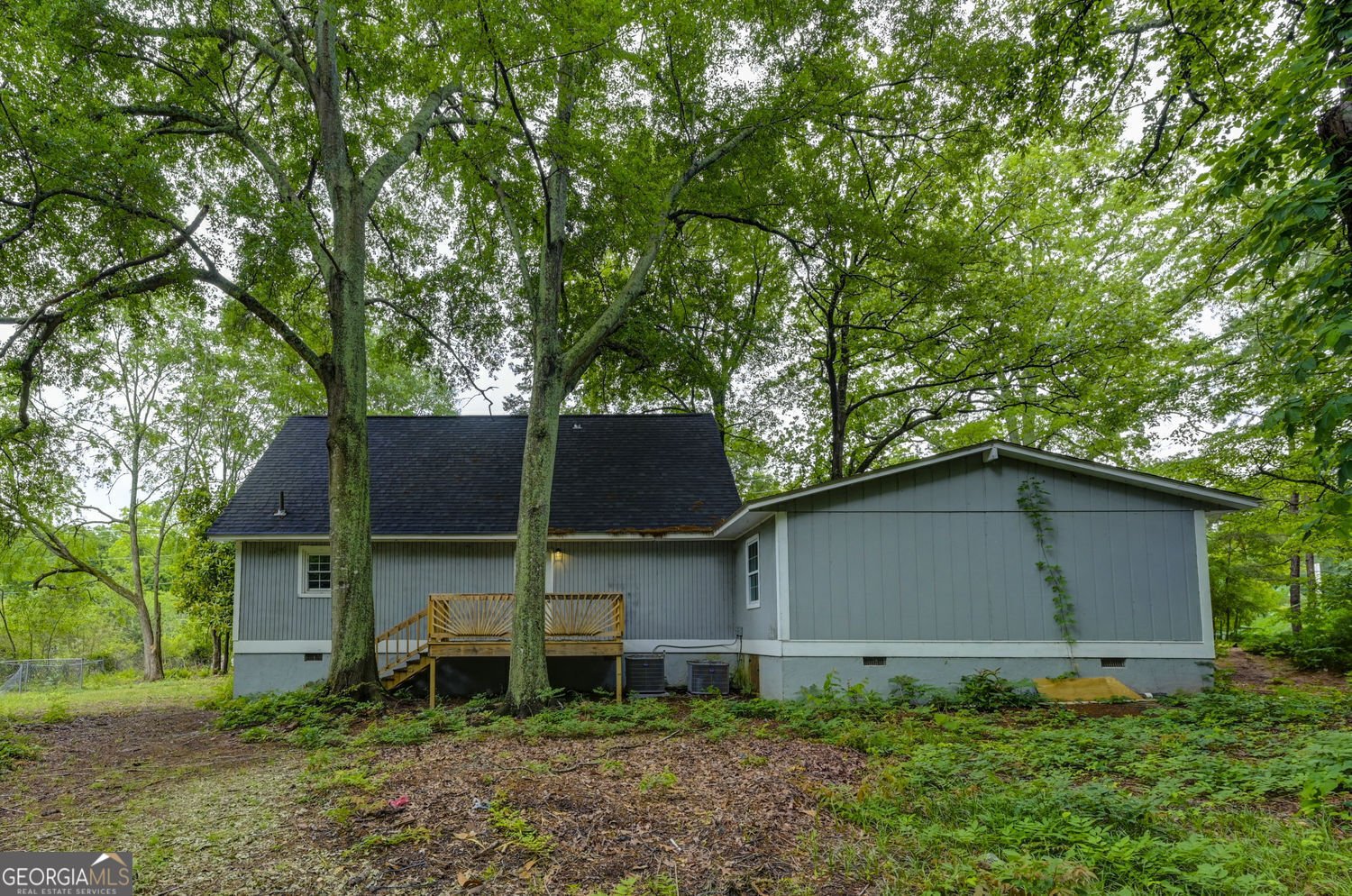 23 Club Drive Locust Grove - 40