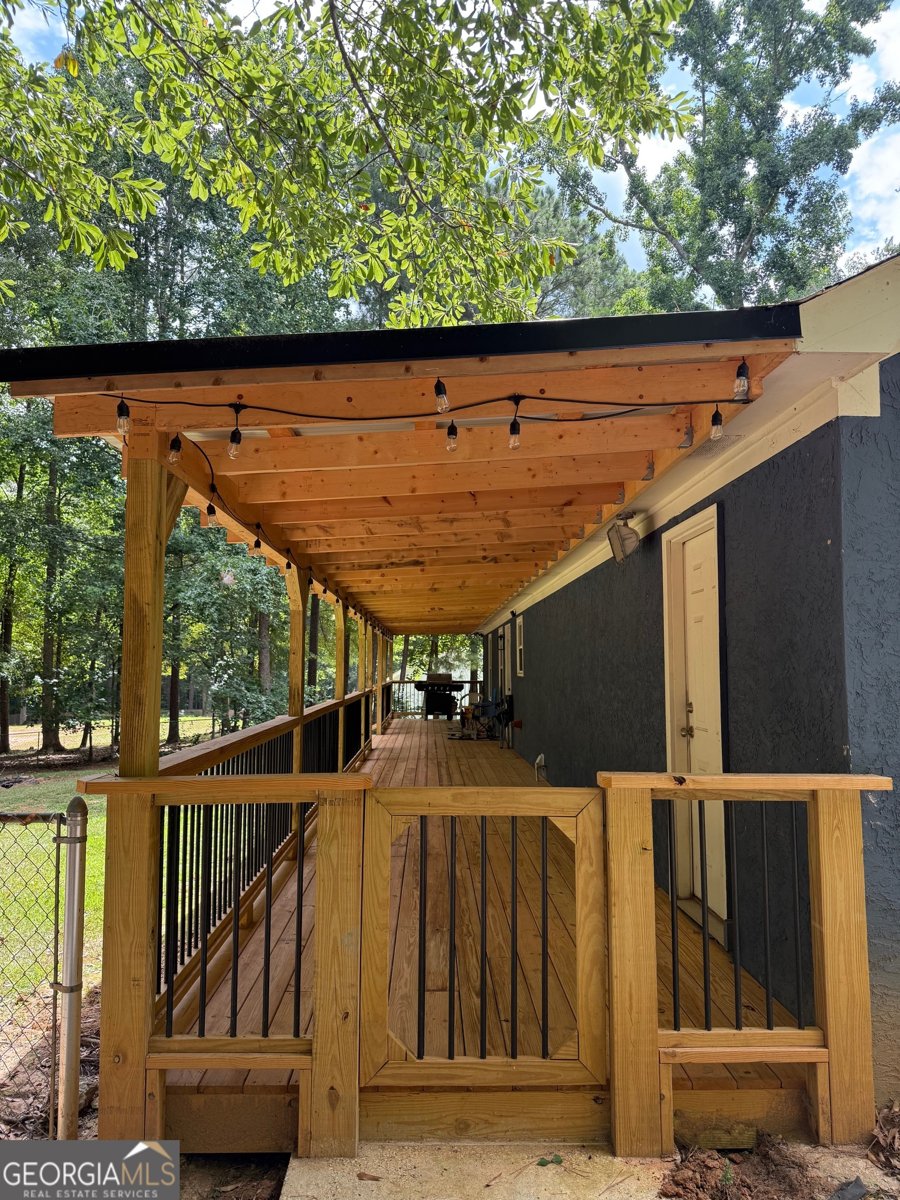 148 Apache Pointe Drive Senoia - 38