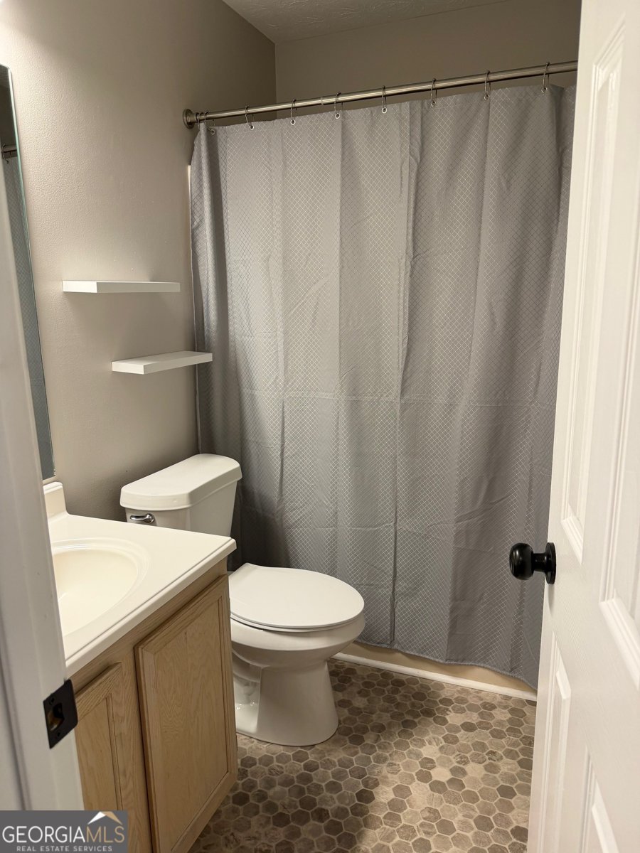 148 Apache Pointe Drive Senoia - 68