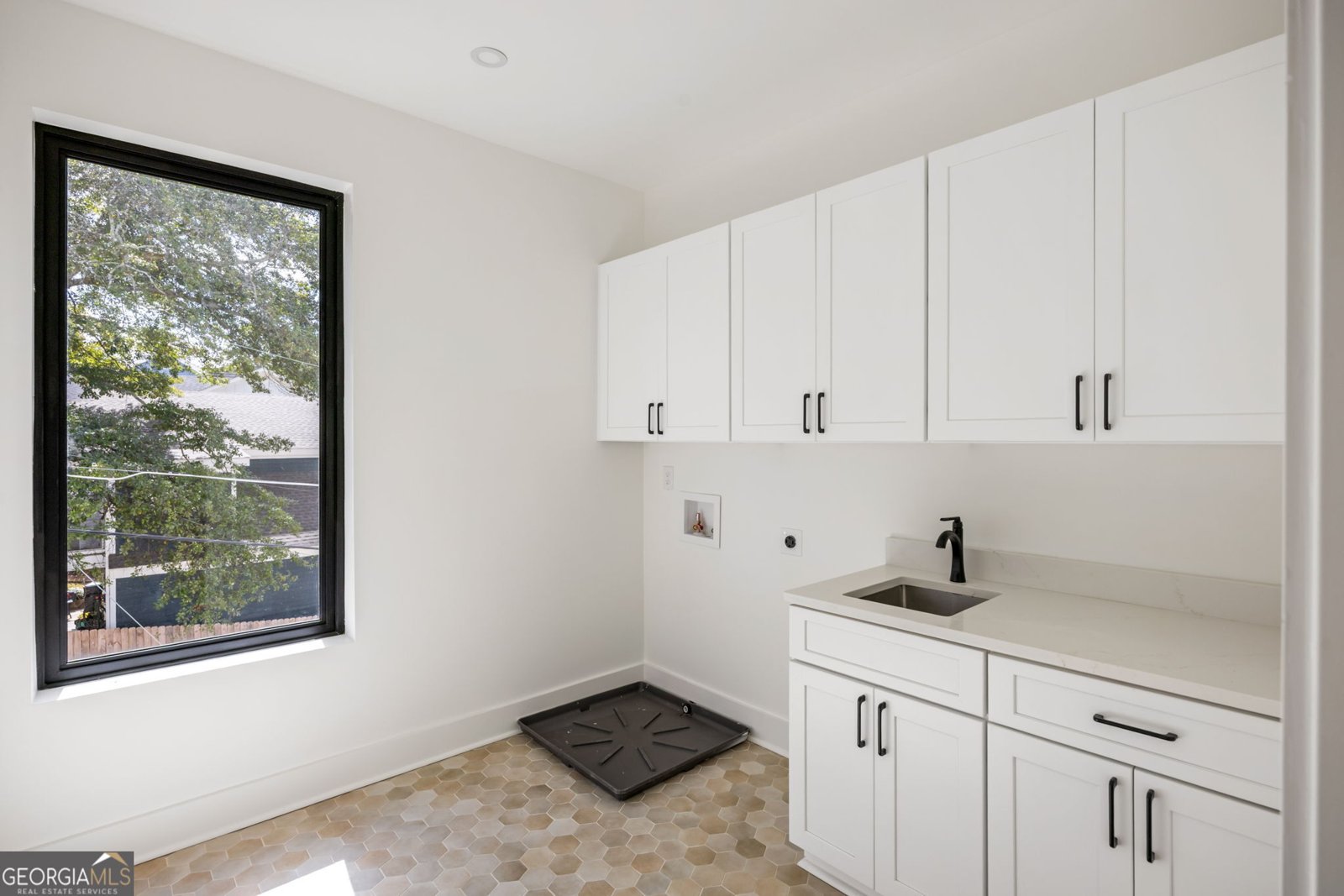 109 Flora Avenue Atlanta - 29