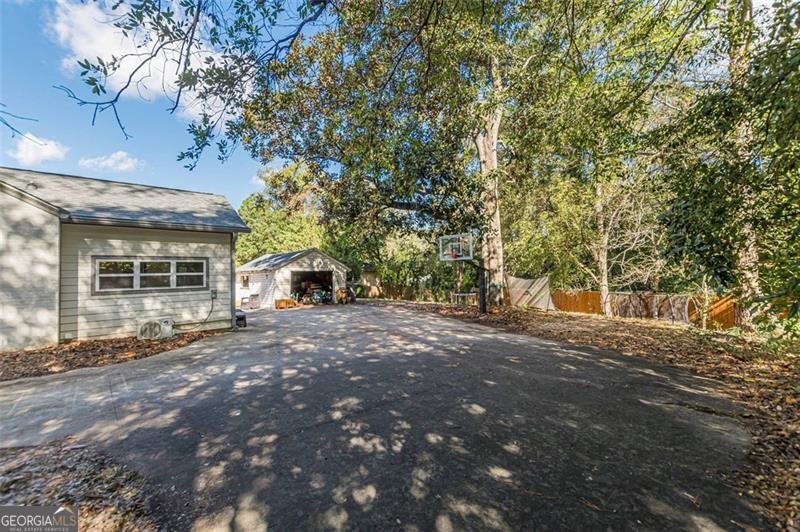 3424 Old Jonesboro Road College Park - 24