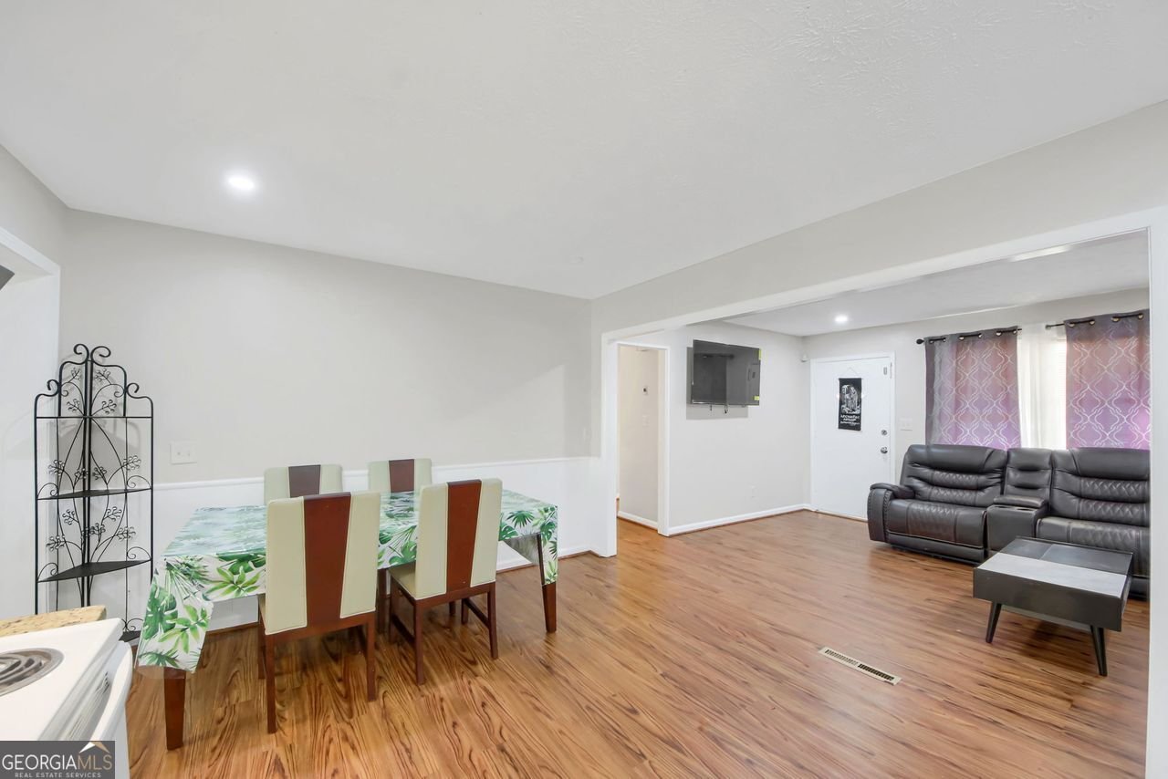 847 MEADOW ROCK Drive Stone Mountain - 11