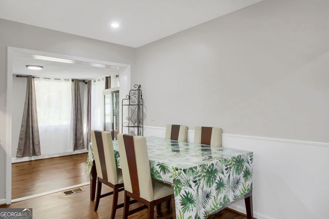 847 MEADOW ROCK Drive Stone Mountain - 12