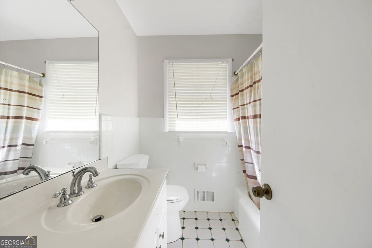 847 MEADOW ROCK Drive Stone Mountain - 23