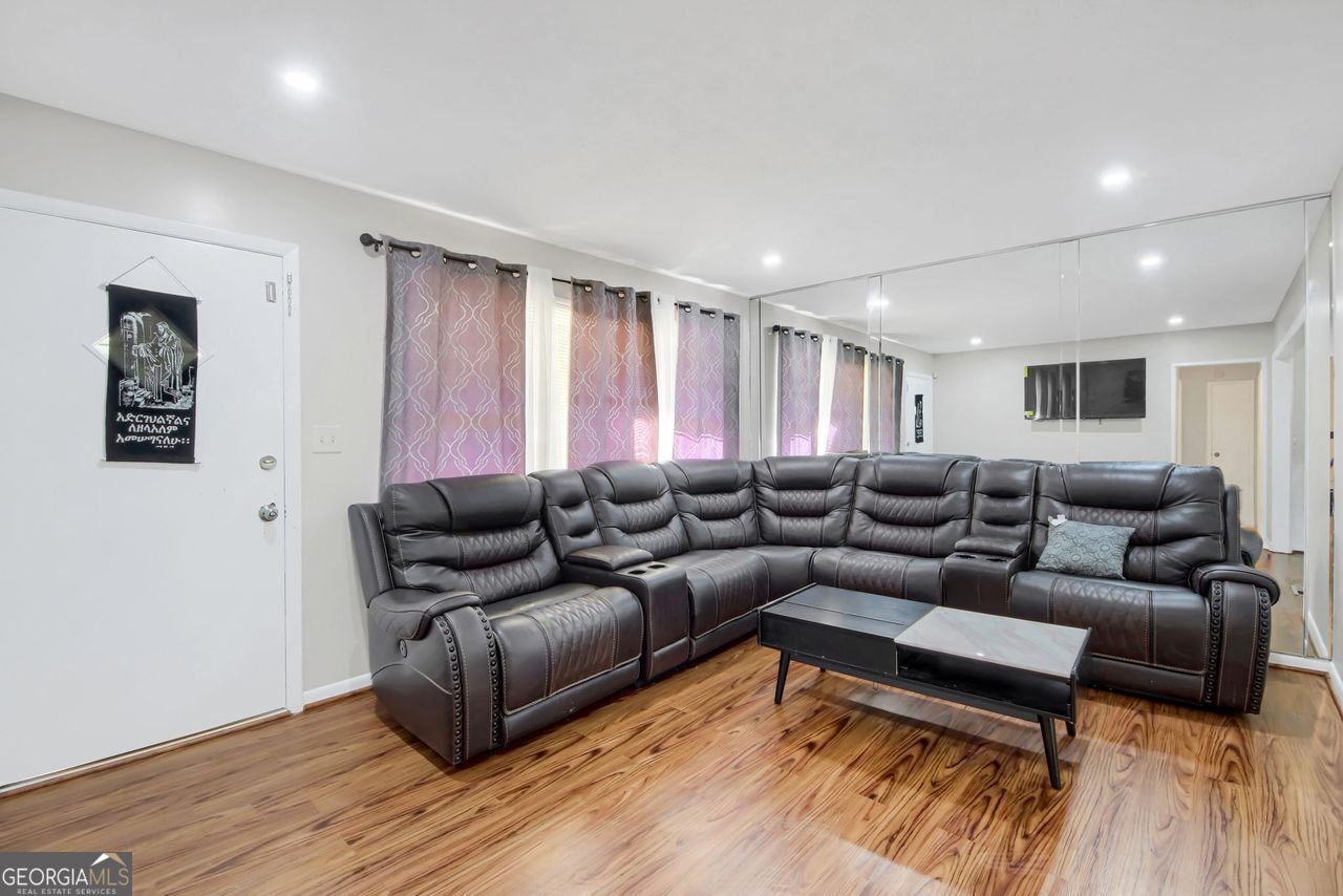 847 MEADOW ROCK Drive Stone Mountain - 5