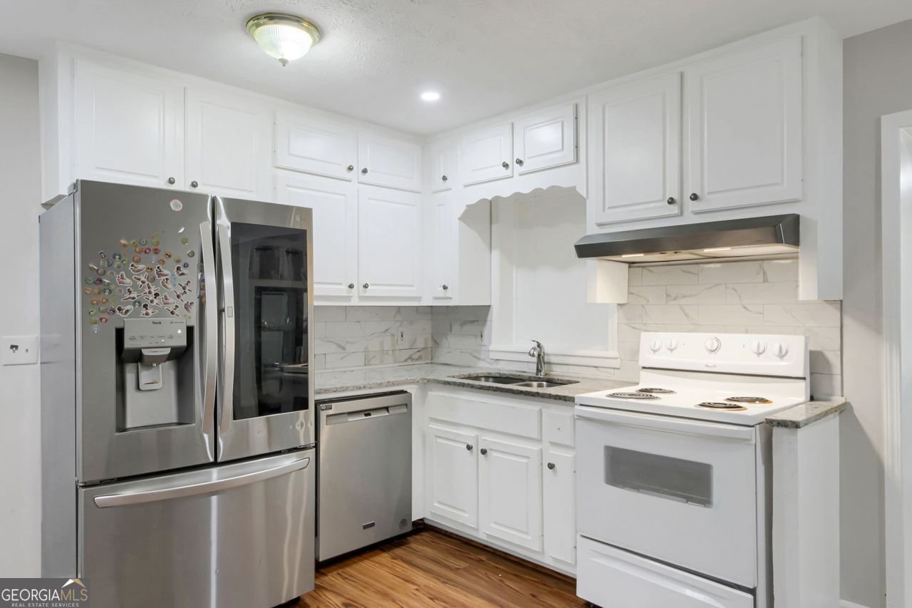 847 MEADOW ROCK Drive Stone Mountain - 7