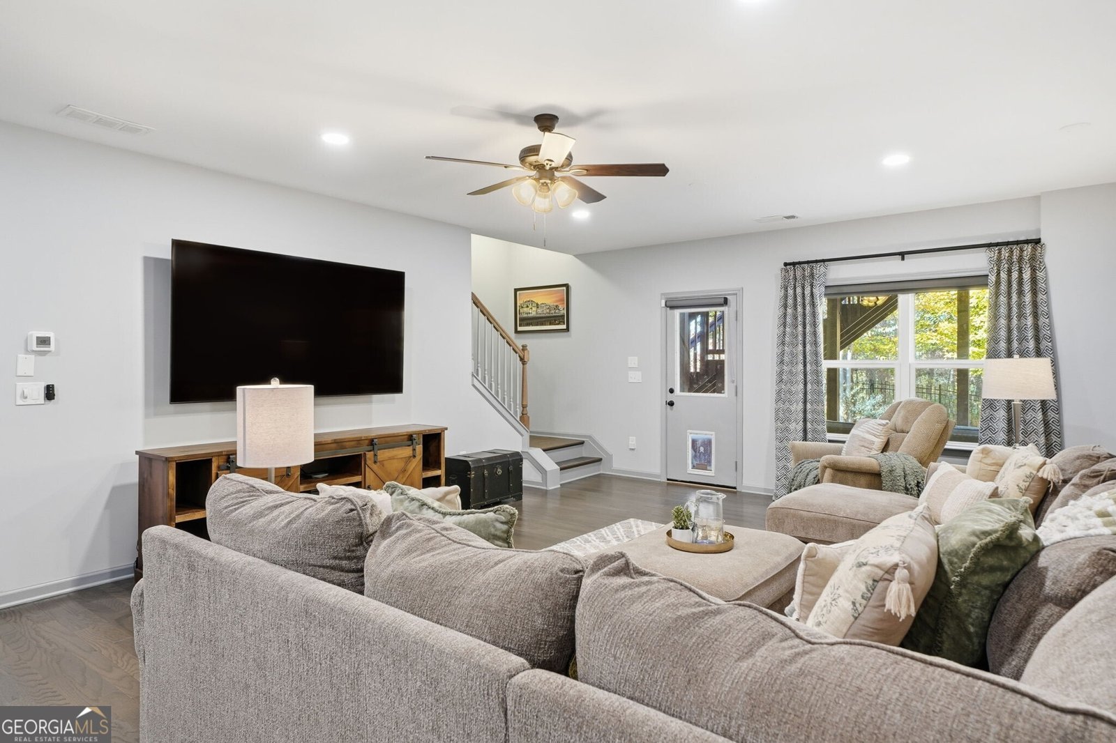 208 Marlow Drive Woodstock - 34