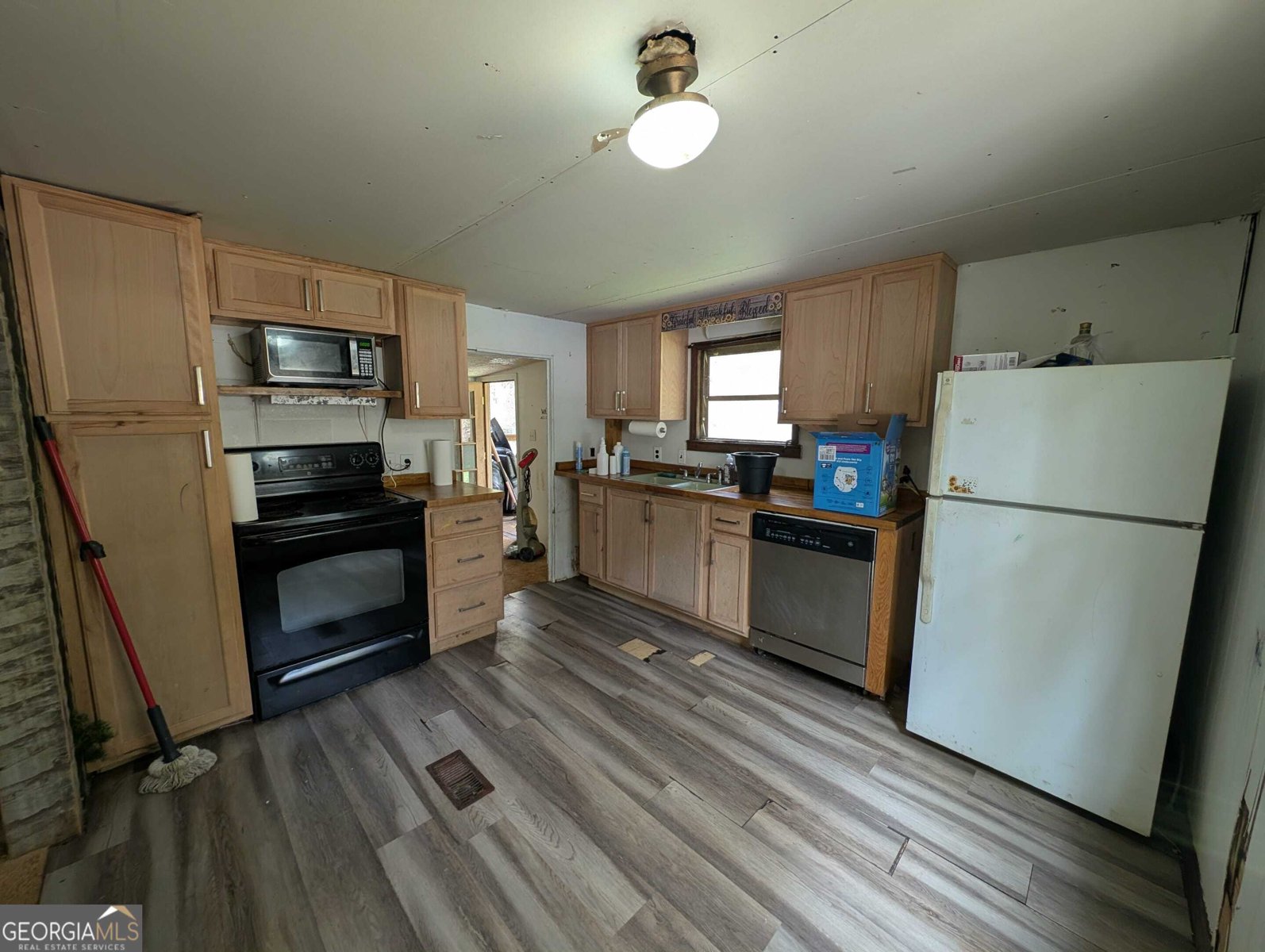 216 Deerwood Circle Griffin - 7