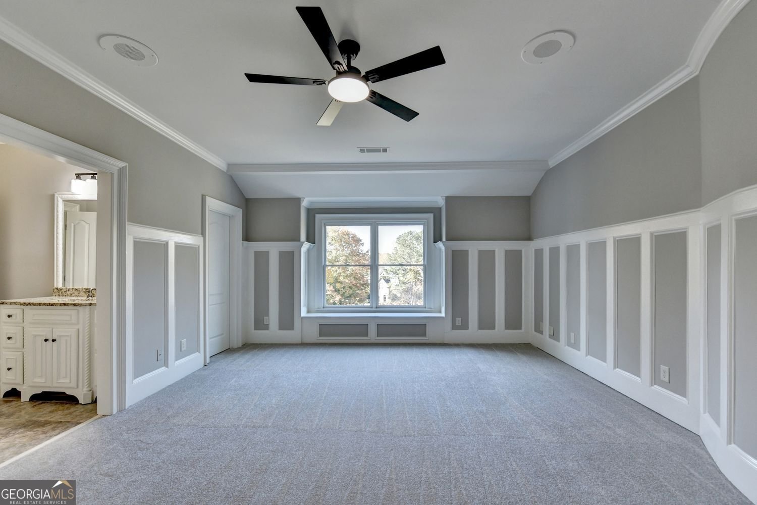 5669 Legends Club Circle Braselton - 33