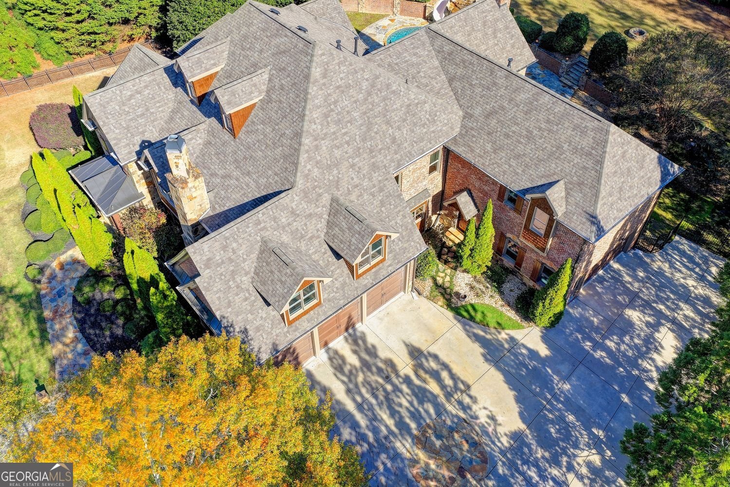 5669 Legends Club Circle Braselton - 85