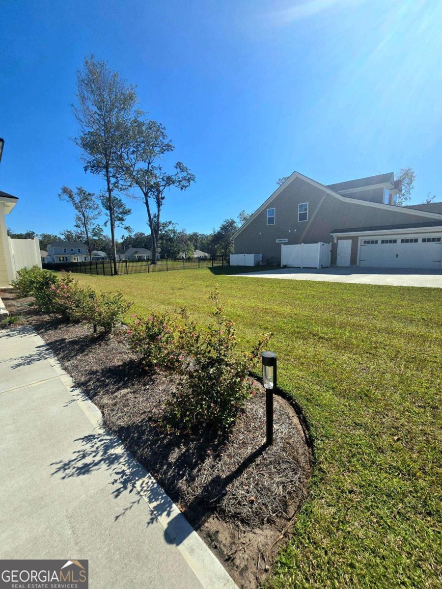 390 Harbour Island Circle Waverly - 37