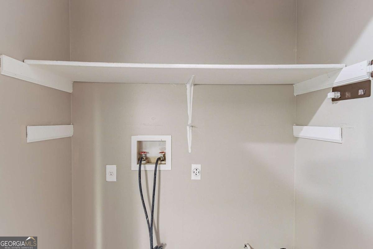 2654 Laurel View Drive Snellville - 23