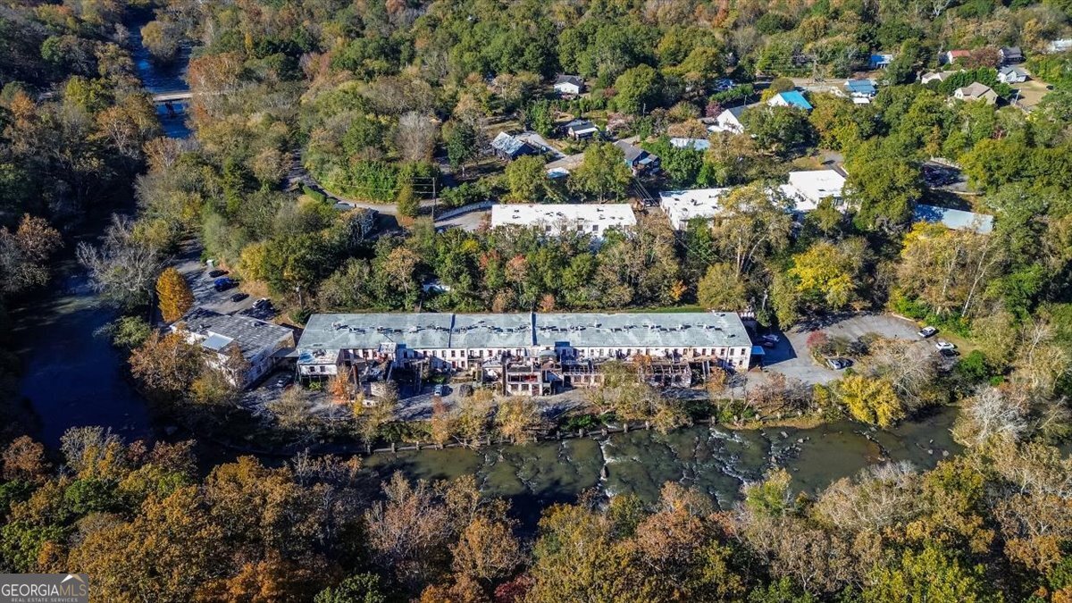 585 White Circle Athens - 19