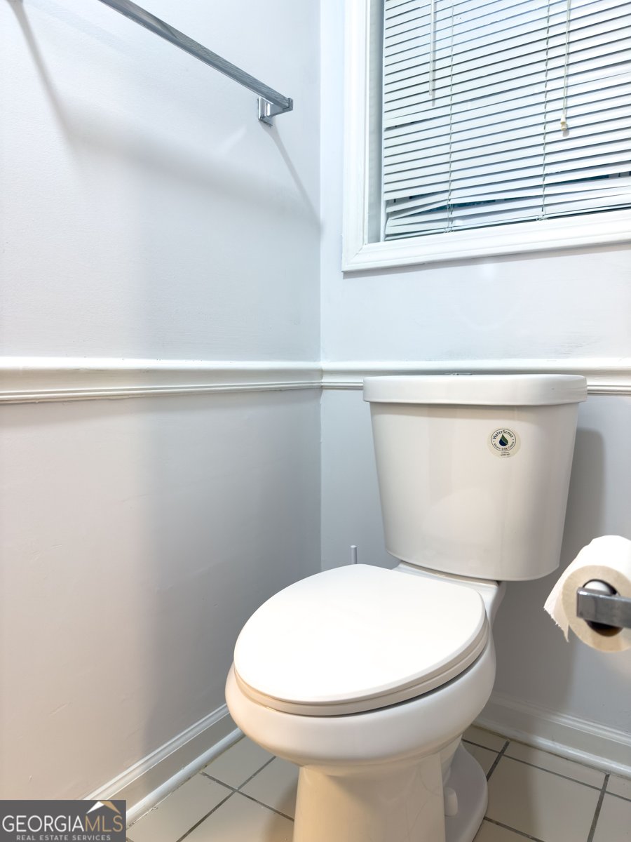 250 Old Pond Road Lagrange - 28