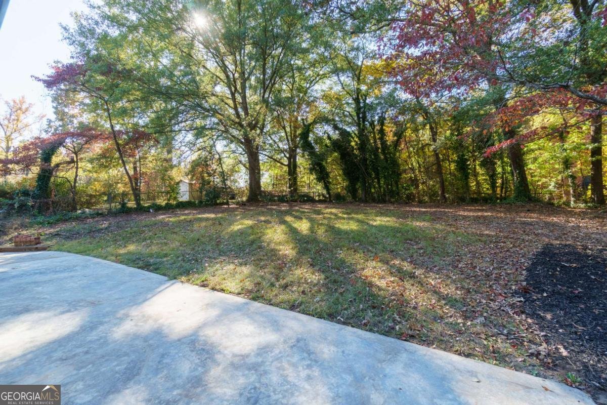 4882 Golden Drive Mableton - 31