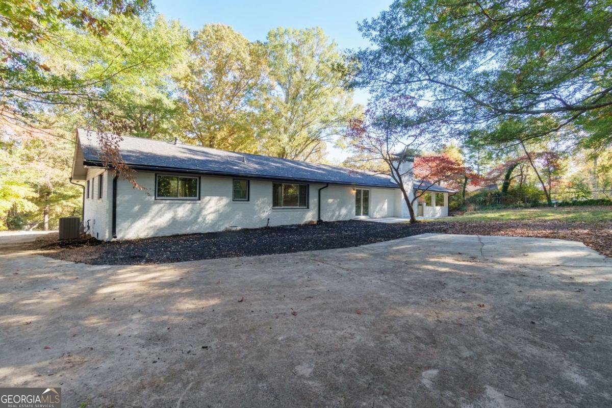 4882 Golden Drive Mableton - 34