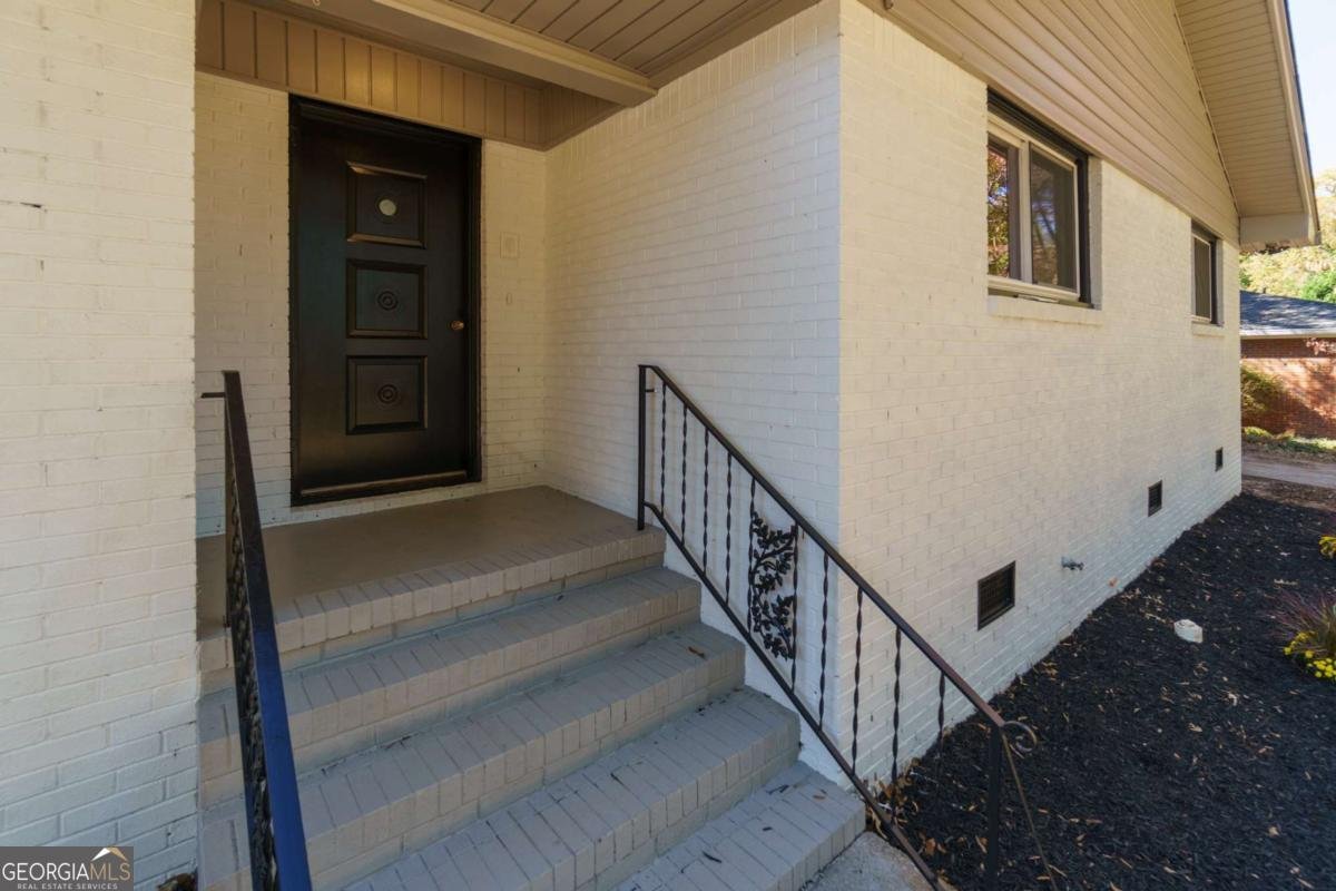 4882 Golden Drive Mableton - 7