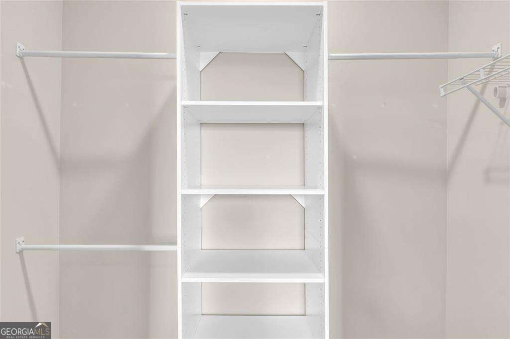 2340 Manor Pointe Drive Cumming - 8