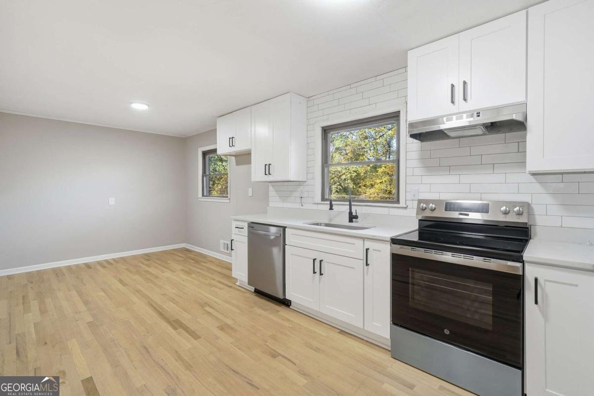 3303 Clifton Church Road Atlanta - 29