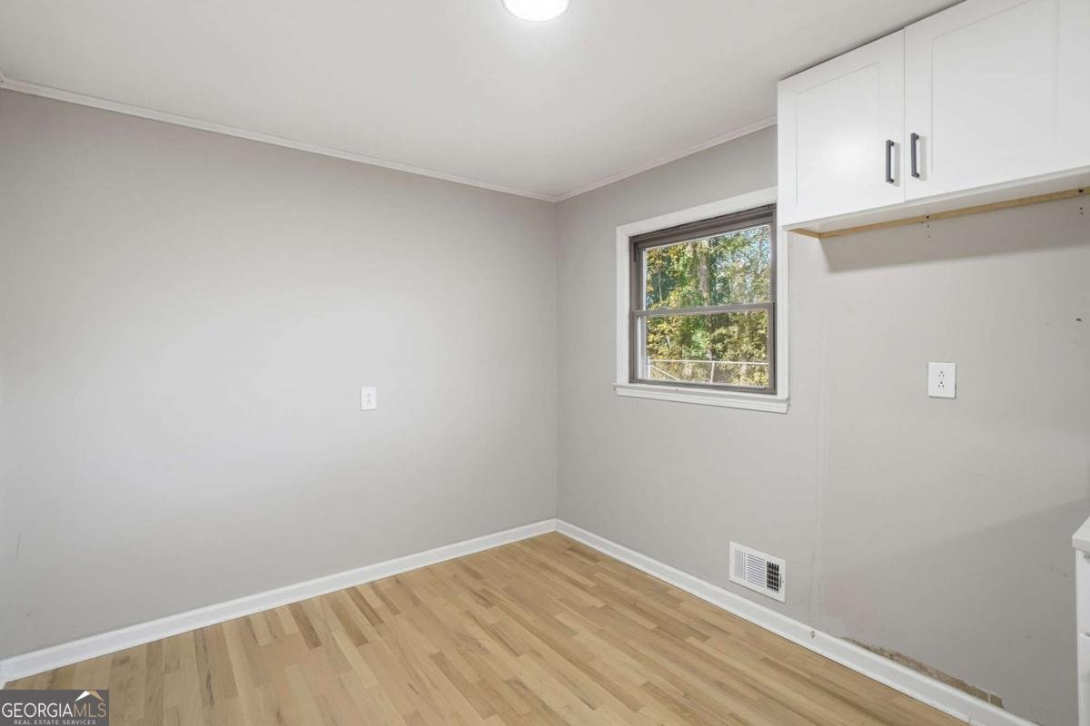 3303 Clifton Church Road Atlanta - 31