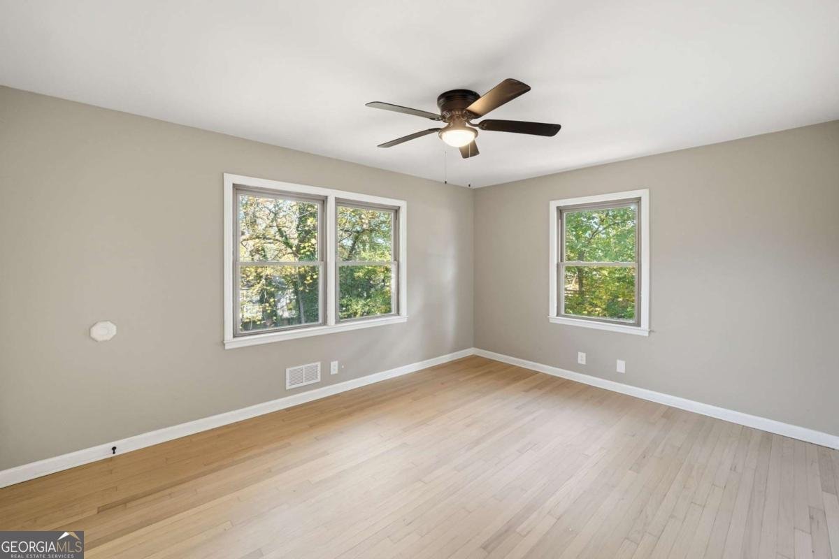 3303 Clifton Church Road Atlanta - 35