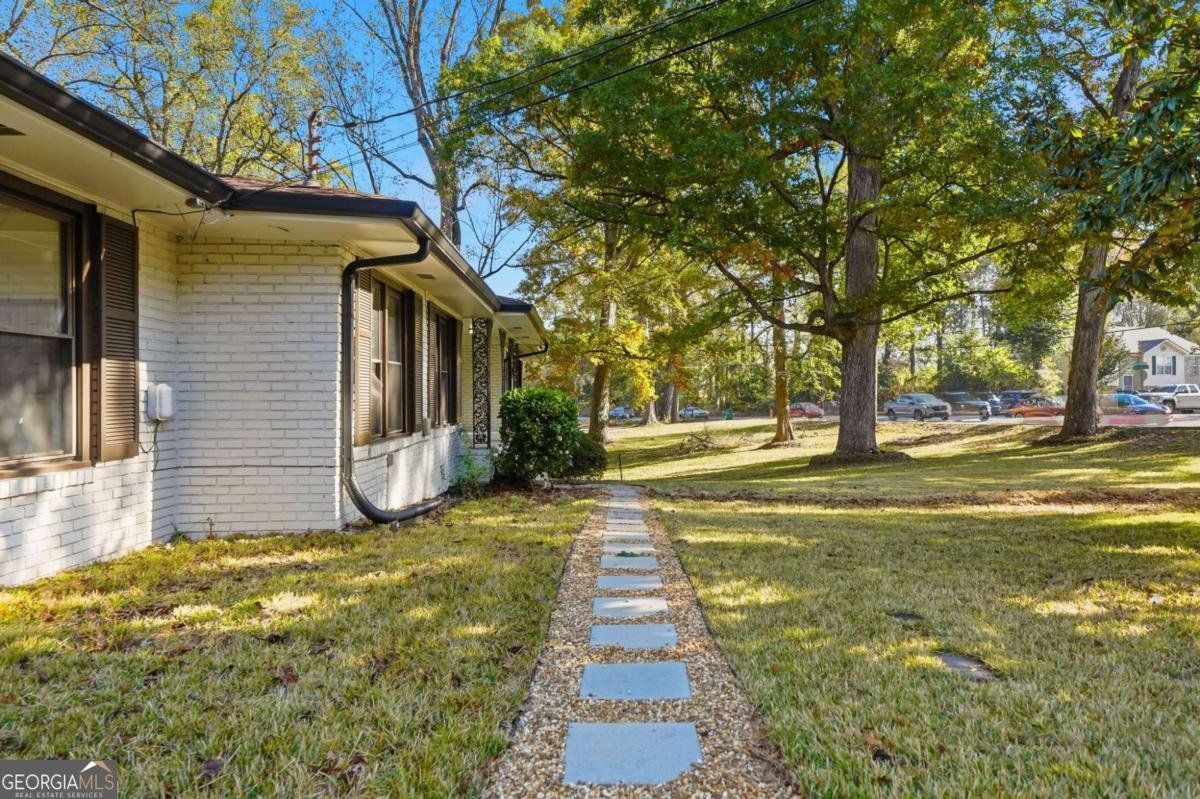 3303 Clifton Church Road Atlanta - 5