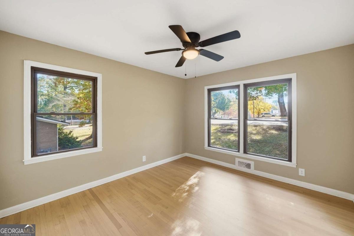 3303 Clifton Church Road Atlanta - 57