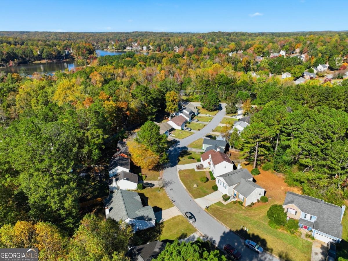 672 Stonebridge Loop Lithonia - 1