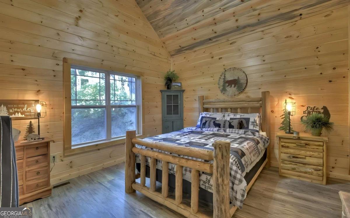 184 Rockhouse Road Cherry Log - 16