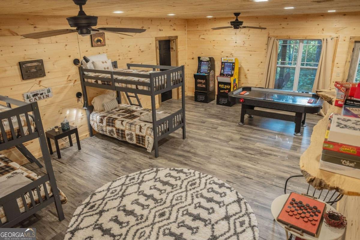 184 Rockhouse Road Cherry Log - 22