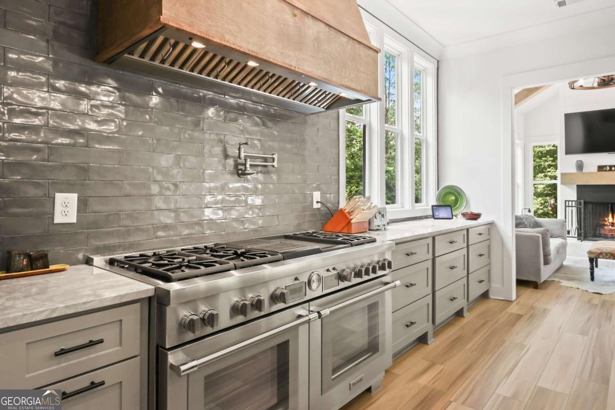 6014 Warpath Road Flowery Branch - 14