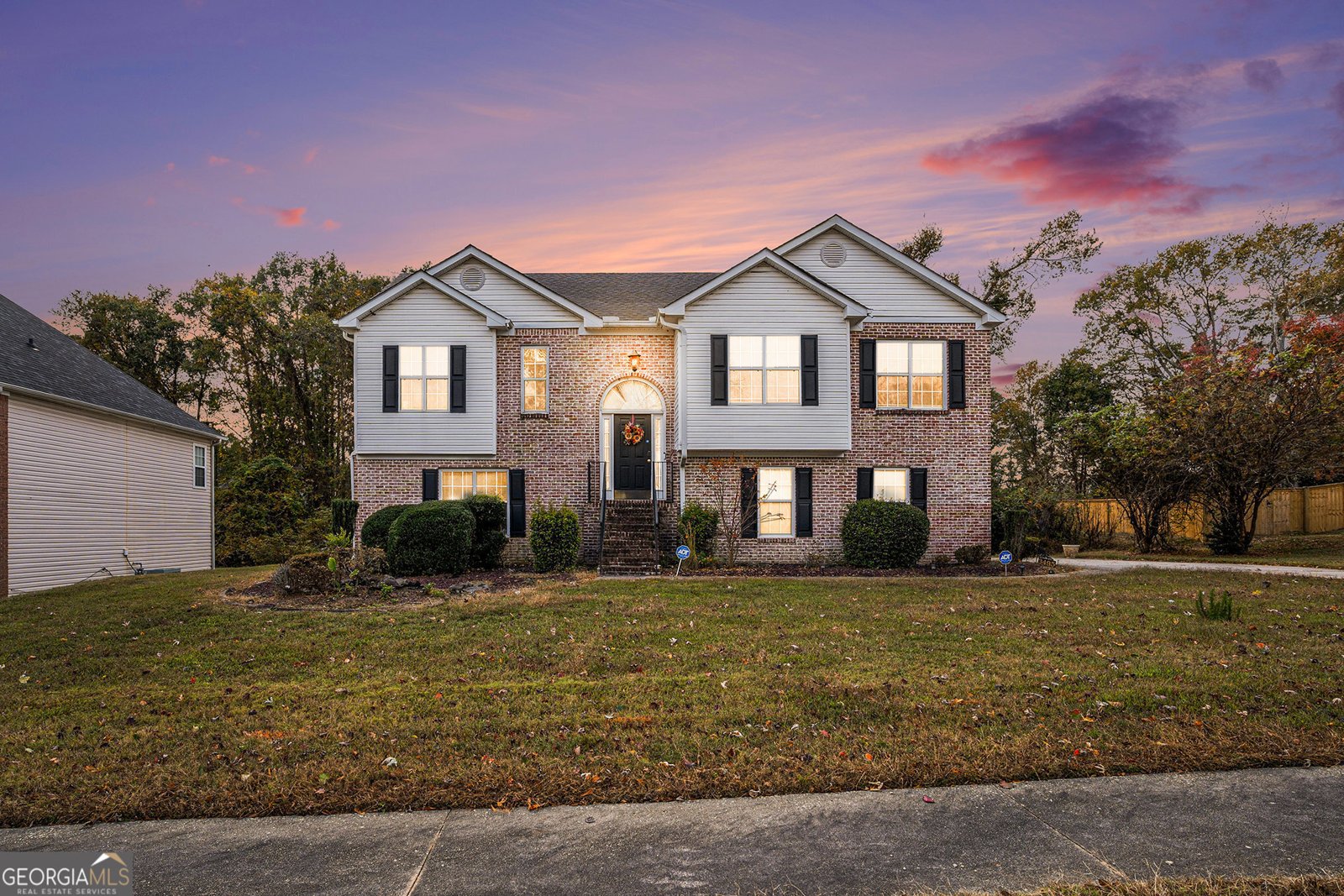 3495 Heathervale Way Conyers - 2
