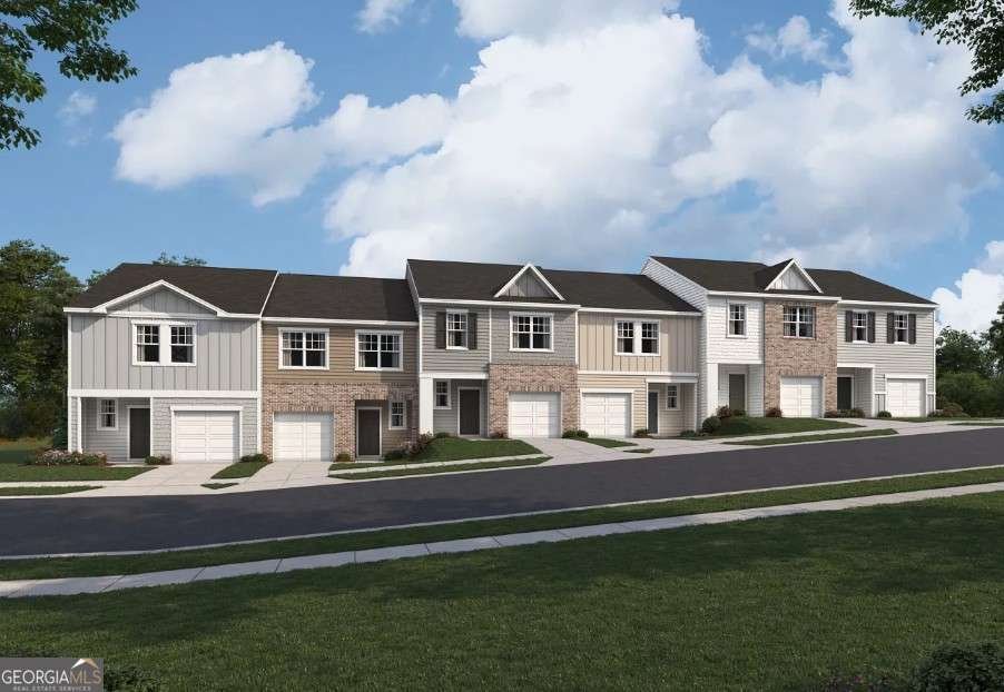 1047 Lucienne Boulevard Auburn - 1