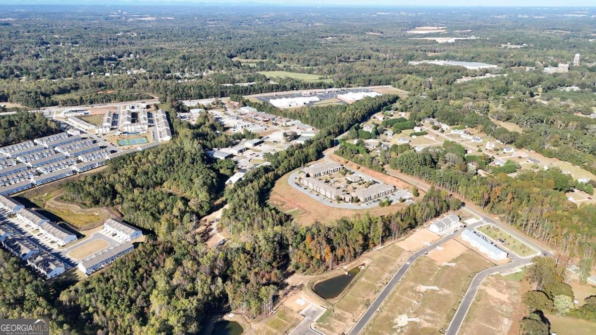 1047 Lucienne Boulevard Auburn - 13