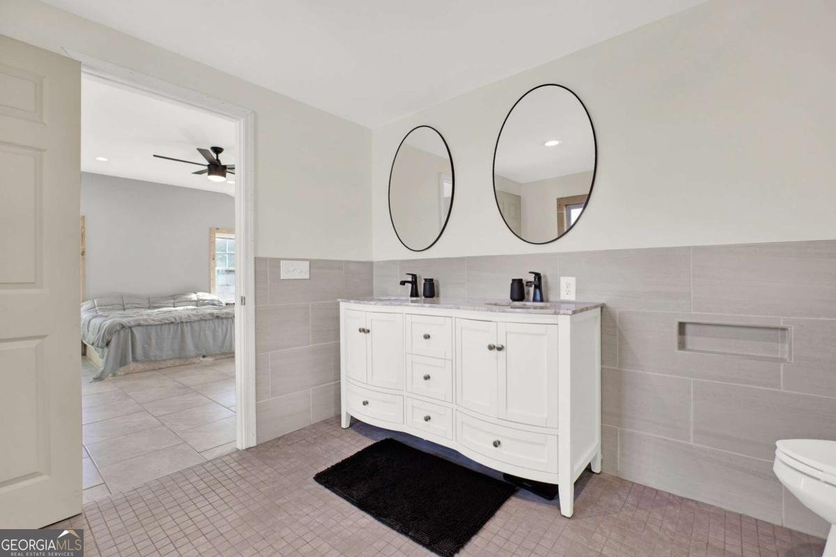 202 Peachtree Street Fairmount - 12