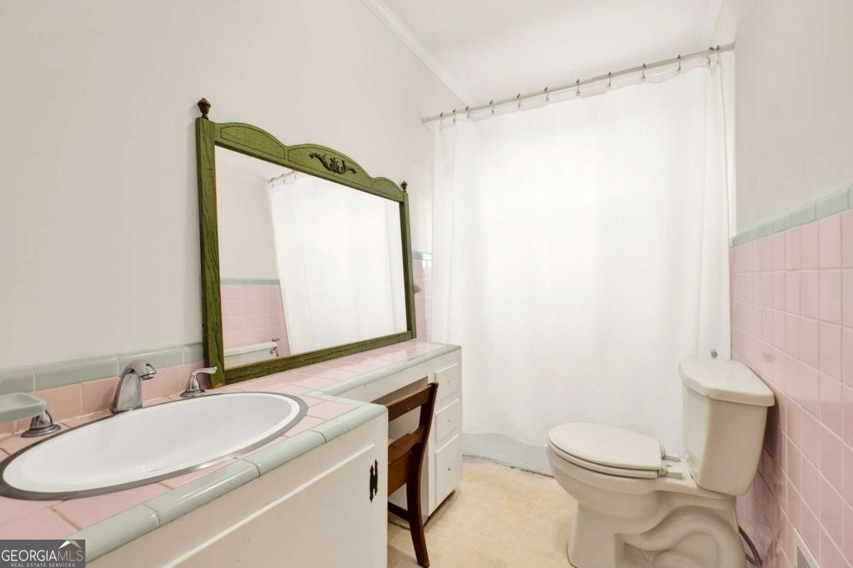 202 Peachtree Street Fairmount - 16