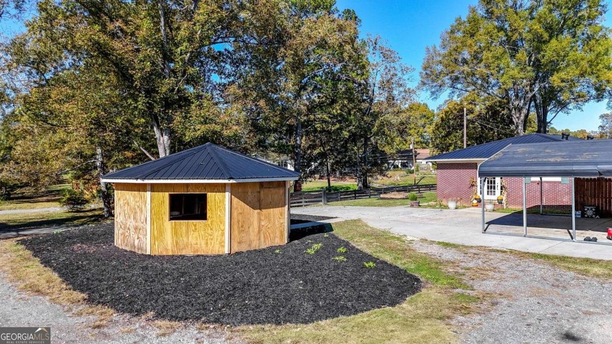 202 Peachtree Street Fairmount - 23