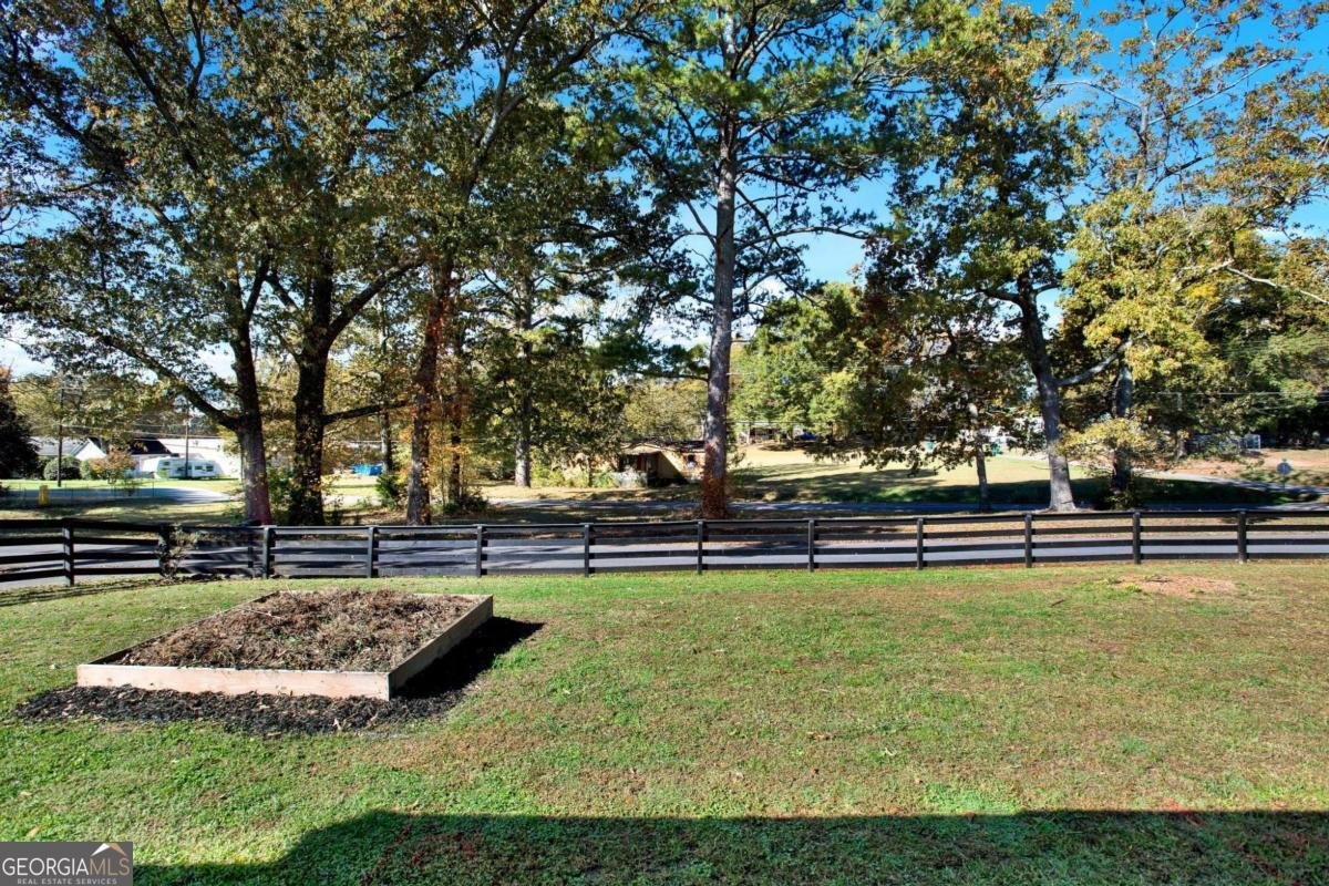 202 Peachtree Street Fairmount - 25