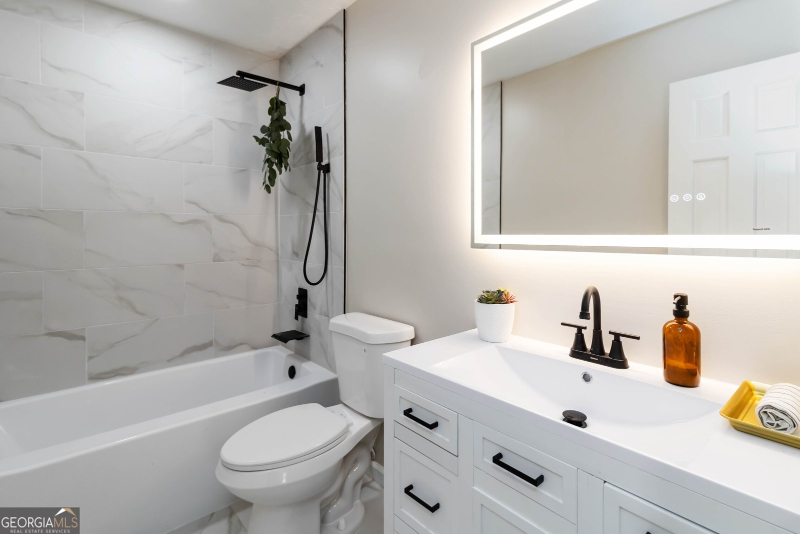 145 HUNTCLIFF Court Fayetteville - 32