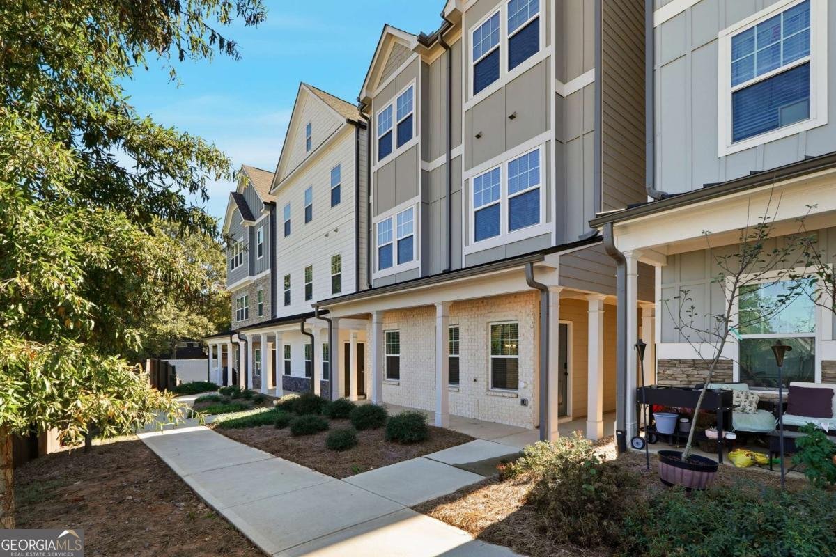 2108 Irvin Court Kennesaw - 1