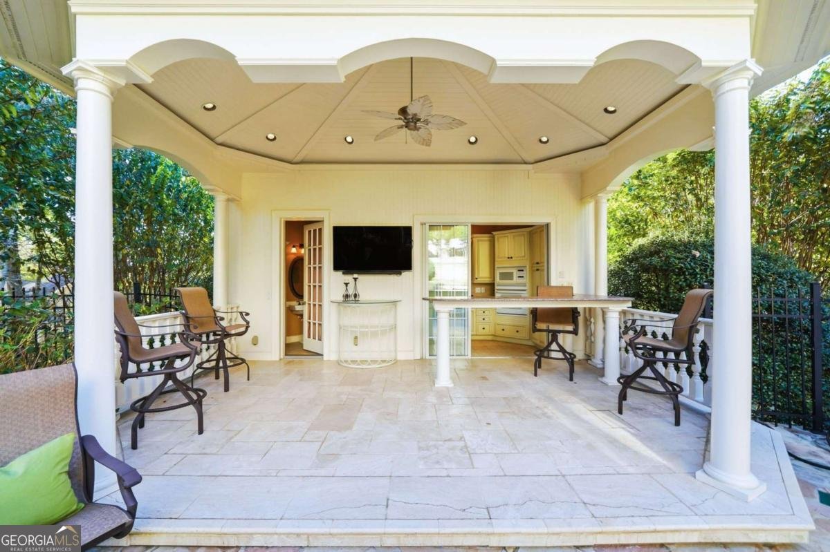 2855 Strathmore Drive Cumming - 77