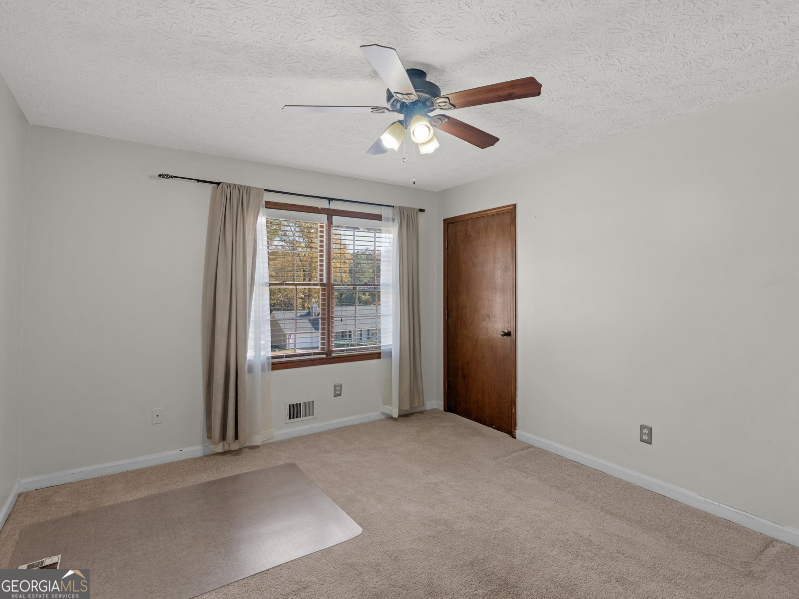 222 Farmbrook Parkway Stockbridge - 20