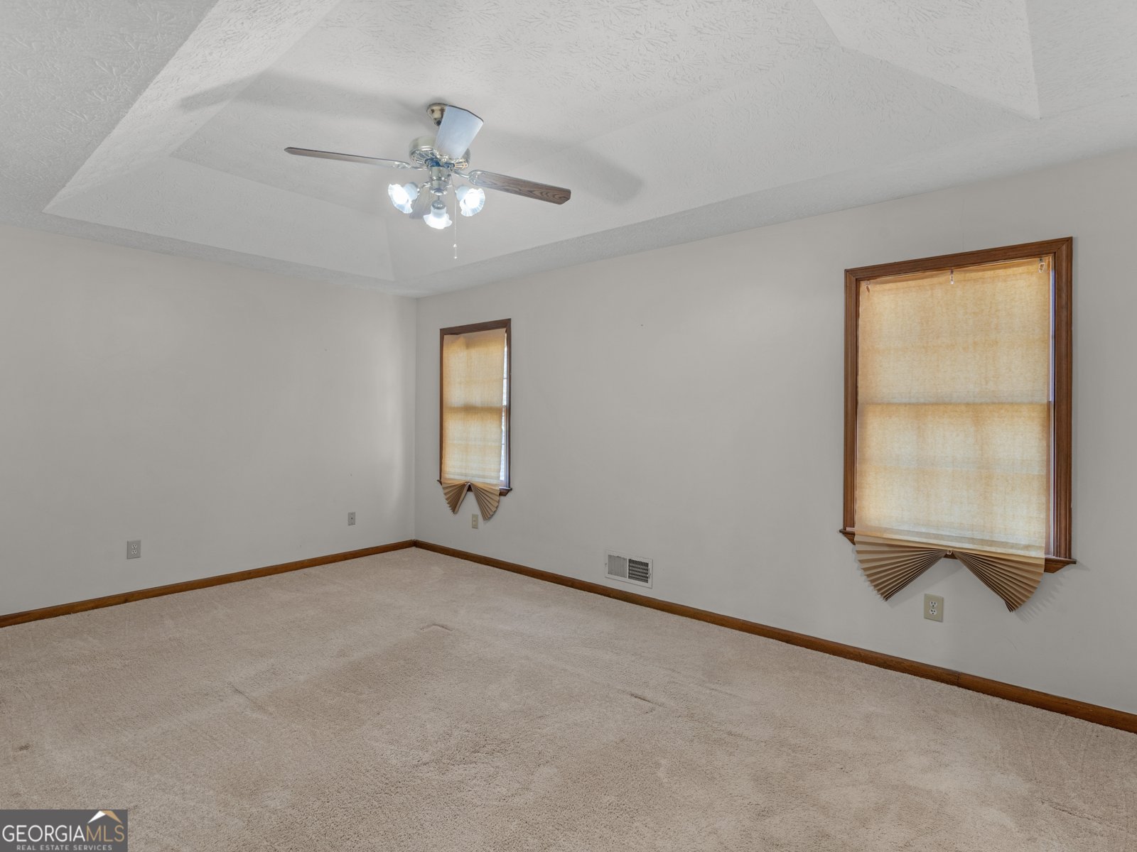 222 Farmbrook Parkway Stockbridge - 25